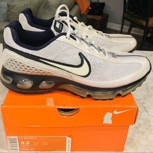 Men’s Nike 360s